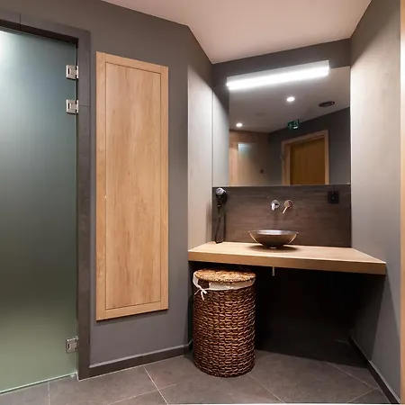 Grand Apartment 4*