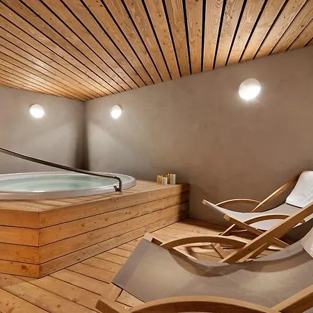 Apartman Grand 4*
