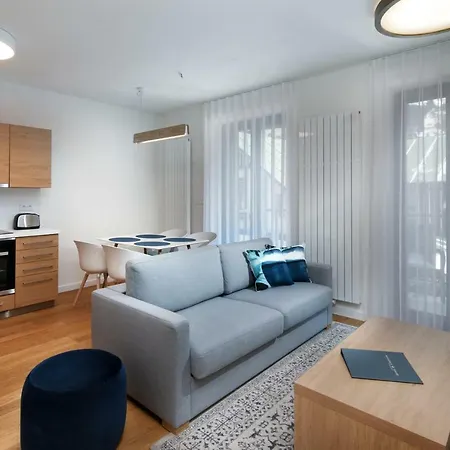 Apartment Grand 4*